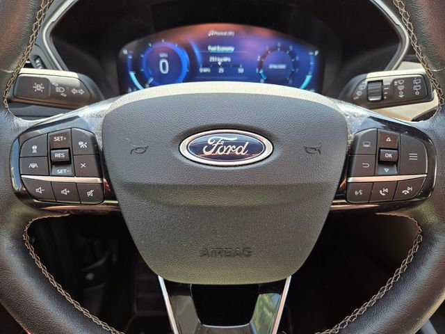 Used 2021 Ford Escape Titanium w/ Titanium Elite Package image 35