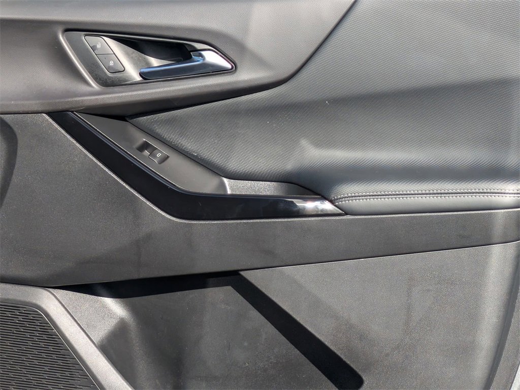 Used 2025 Chevrolet Equinox LT image 29