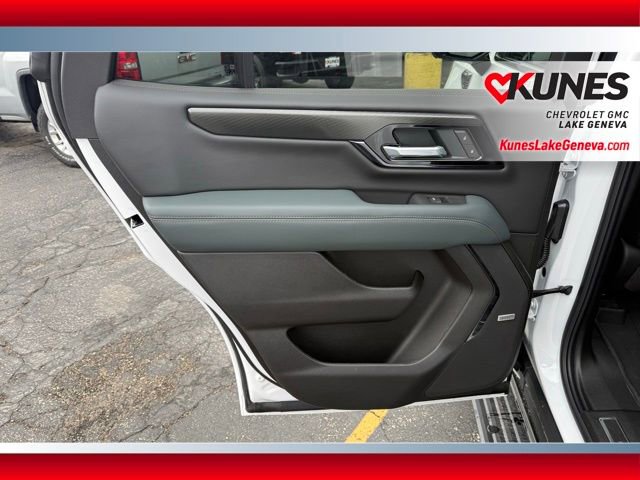 New 2026 GMC Yukon AT4 w/ AT4 Premium Plus Package image 19