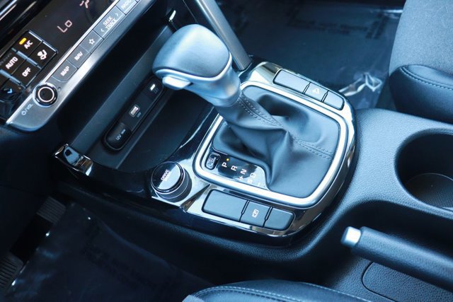 Used 2025 Kia Seltos S image 15