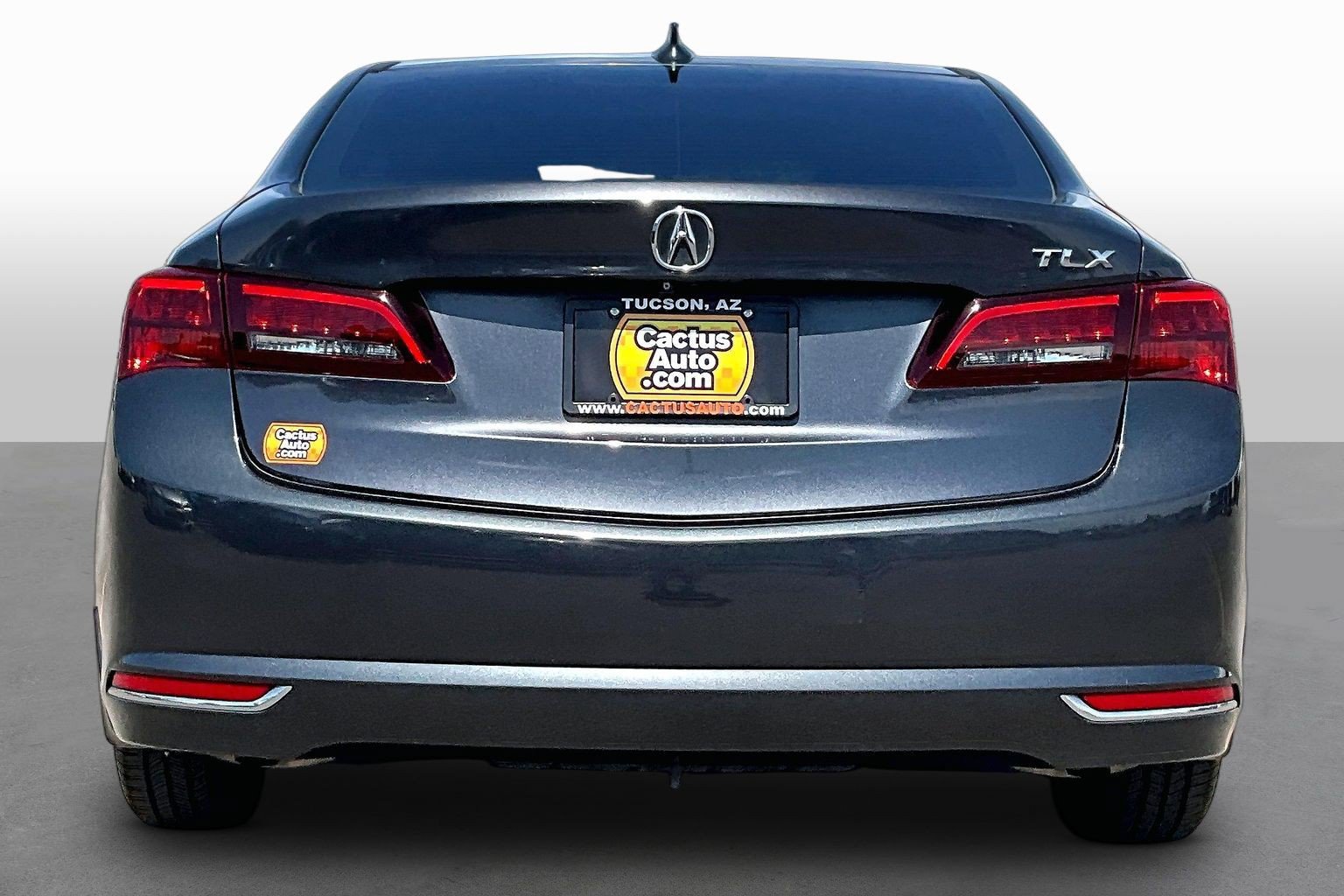 Used 2016 Acura TLX FWD image 4