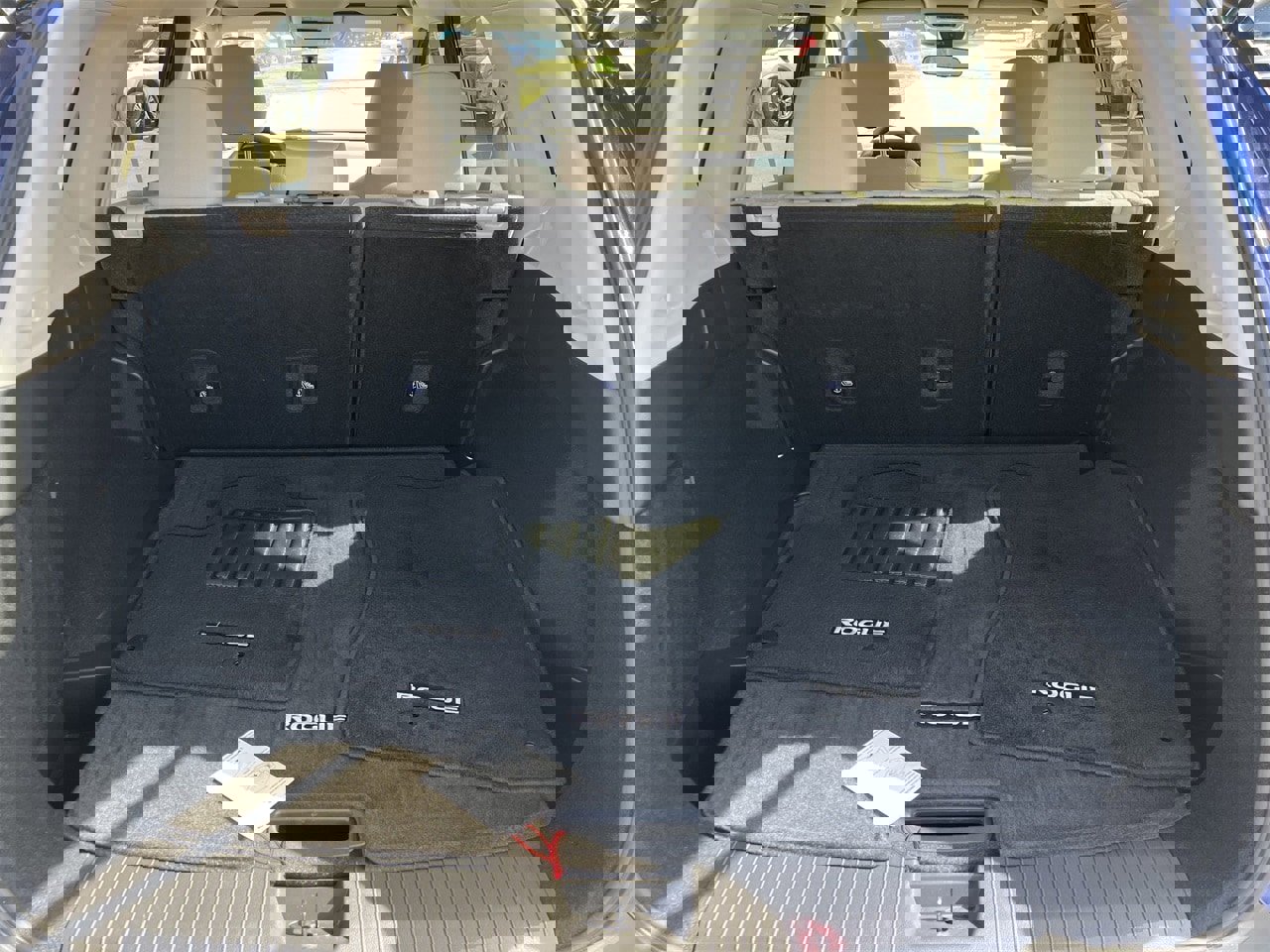 Certified 2023 Nissan Rogue SV image 25