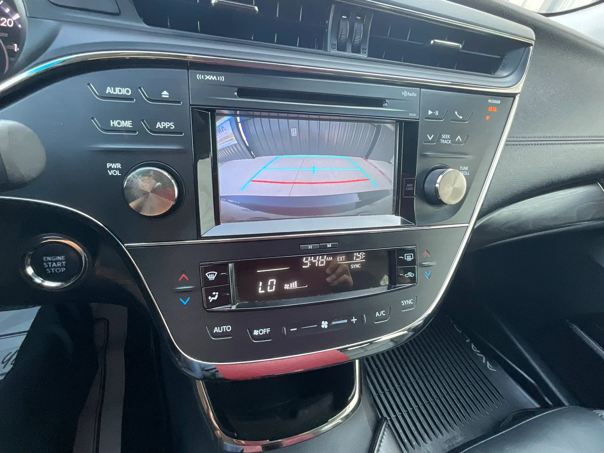 Used 2017 Toyota Avalon XLE Premium w/ All Weather Liner Package FWD image 34