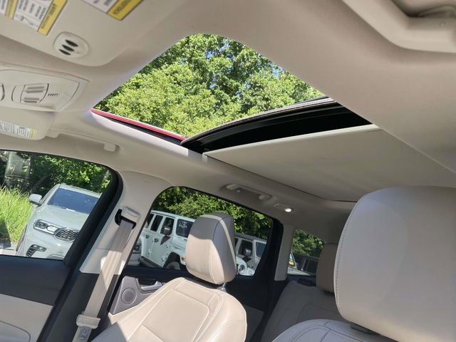 Used 2018 Ford Escape Titanium FWD image 19