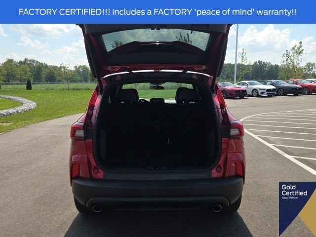 Used 2025 Ford Escape ST-Line Select AWD/4WD image 12