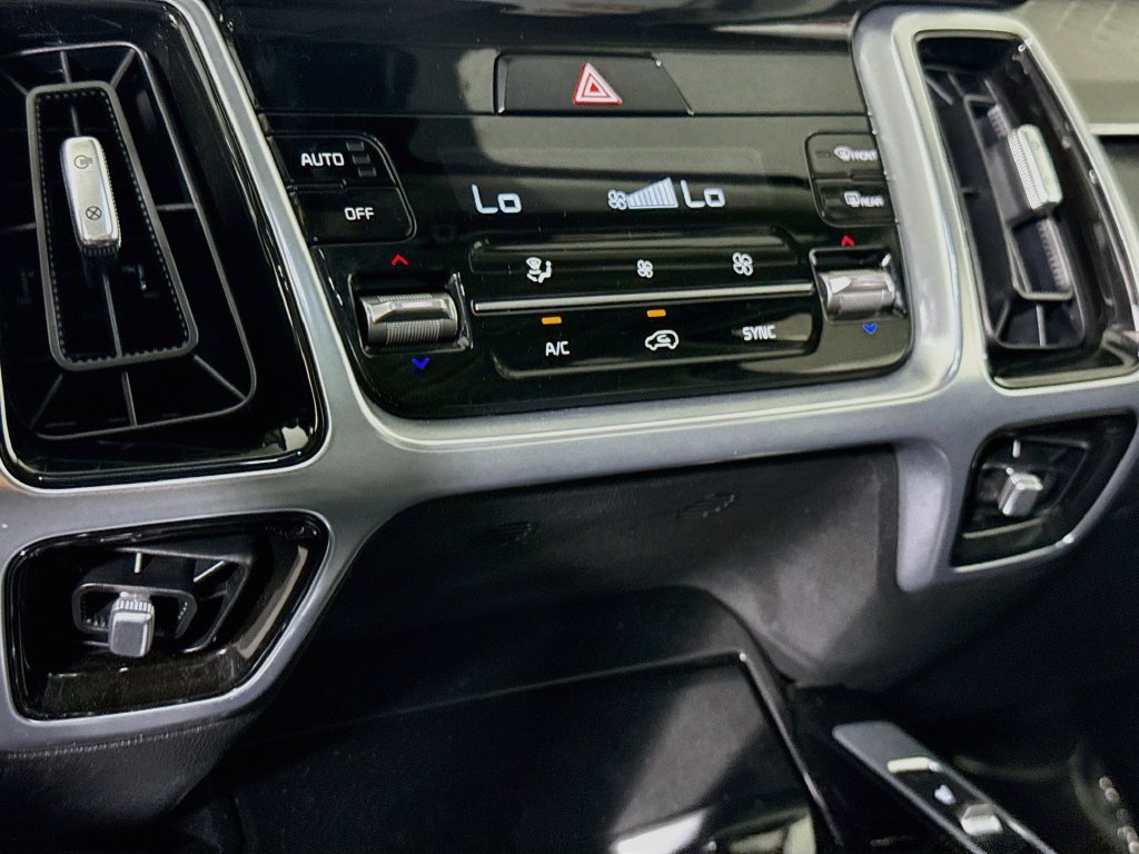 Used 2022 Kia Sorento SX AWD/4WD image 8