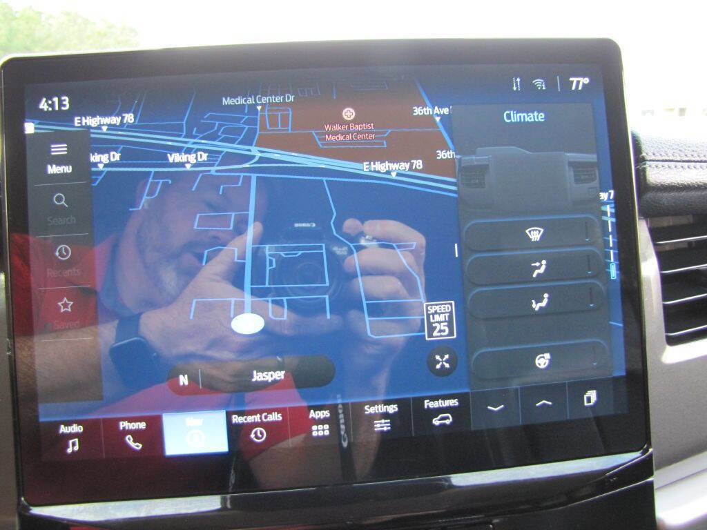 Used 2024 Ford Expedition Max XLT image 37