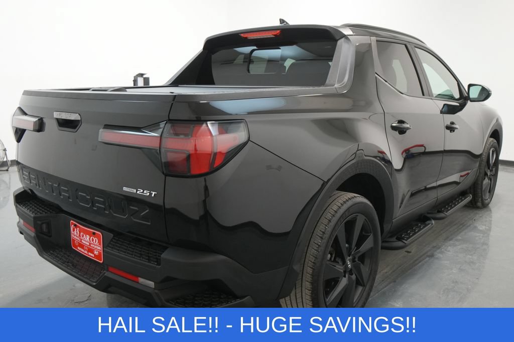 Used 2024 Hyundai Santa Cruz Night AWD/4WD image 11