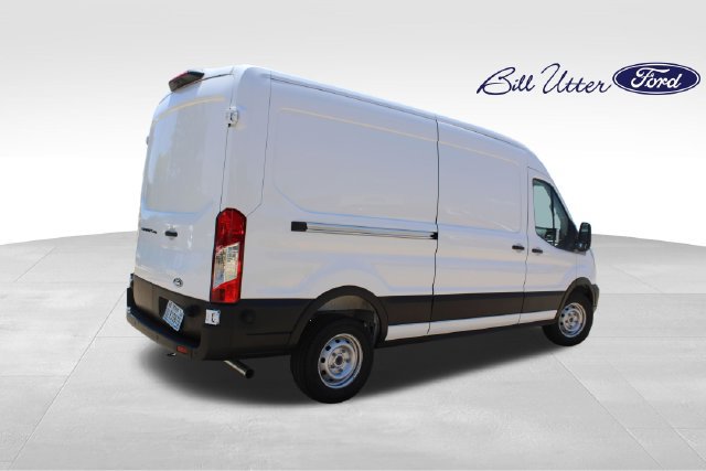 New 2026 Ford Transit 250 148 Medium Roof w/ Load Area Protection Package RWD image 3