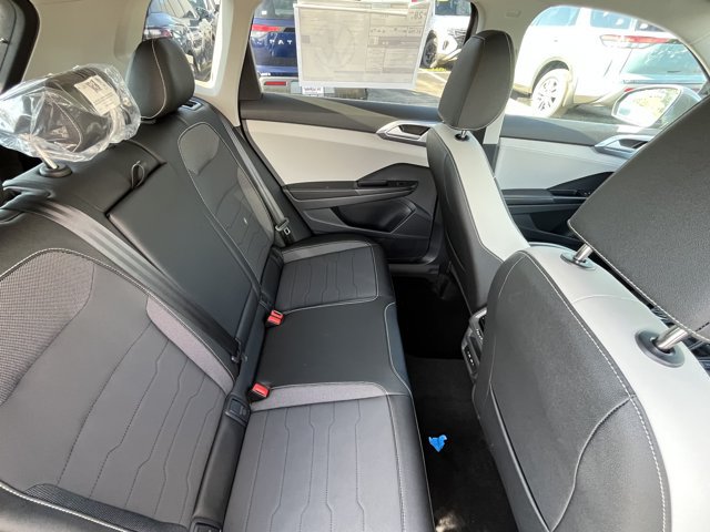 New 2026 Volkswagen Taos SE AWD/4WD image 15