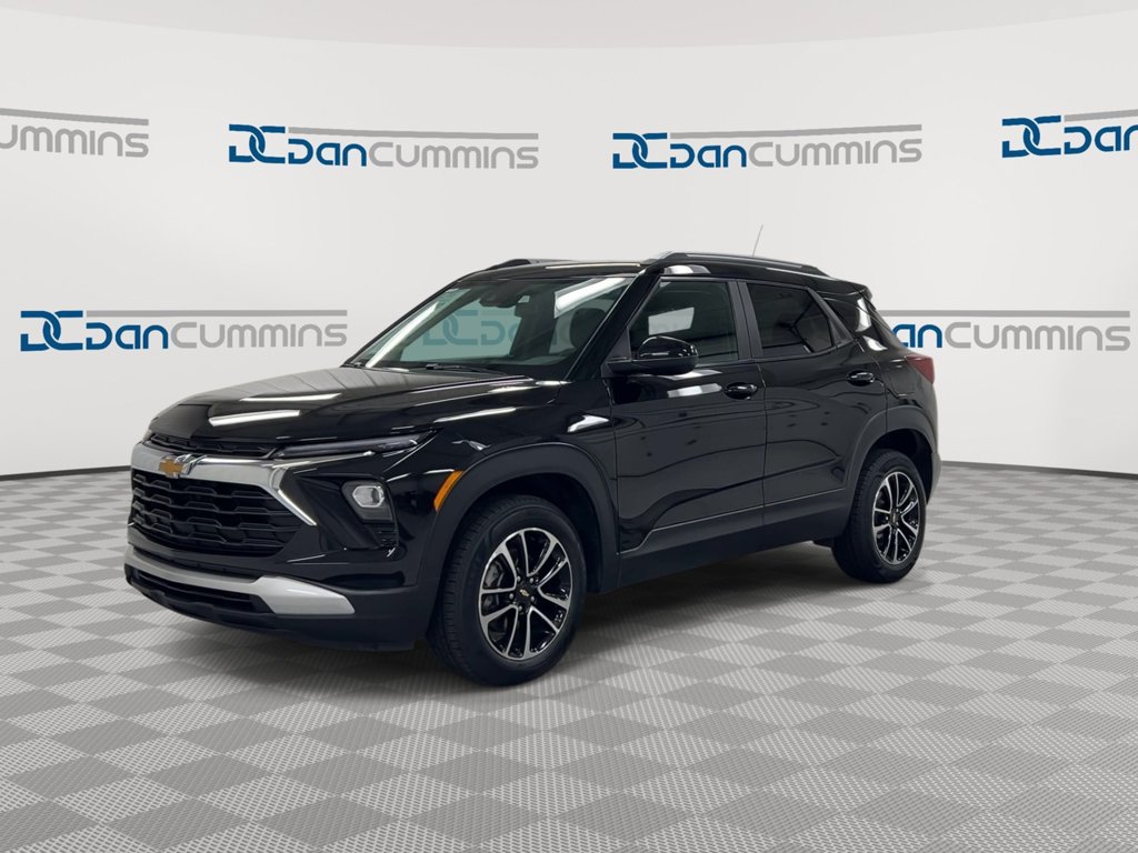 Used 2025 Chevrolet TrailBlazer LT AWD/4WD image 4