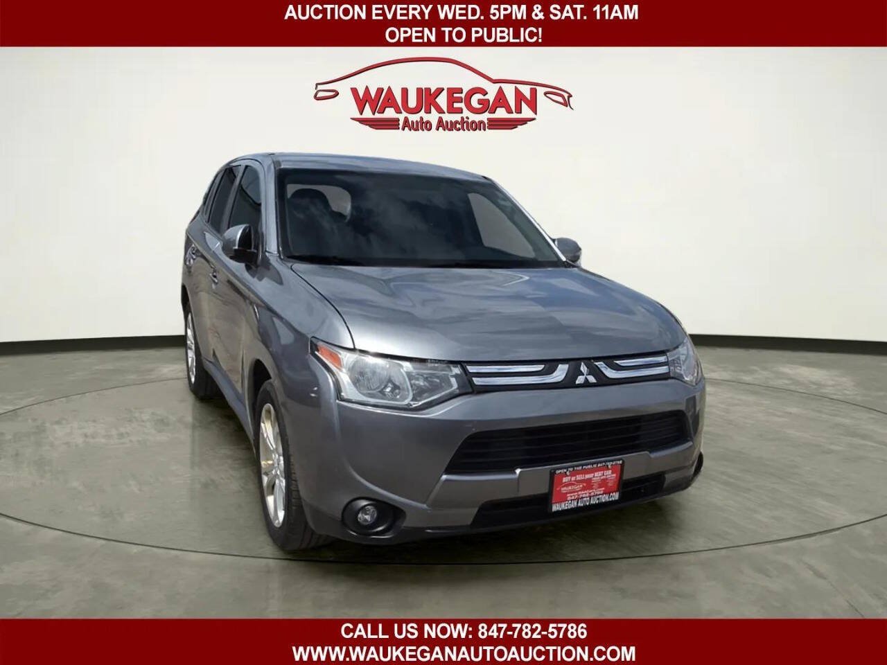 Used 2014 Mitsubishi Outlander SE FWD image 3