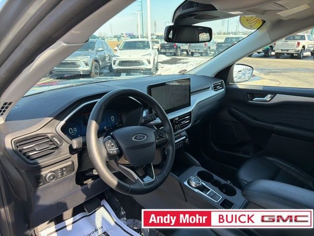 Used 2024 Ford Escape Platinum image 16