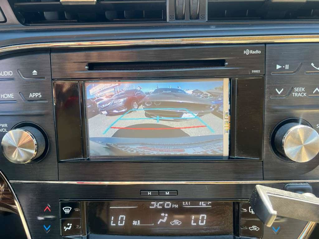 Used 2015 Toyota Avalon XLE FWD image 21