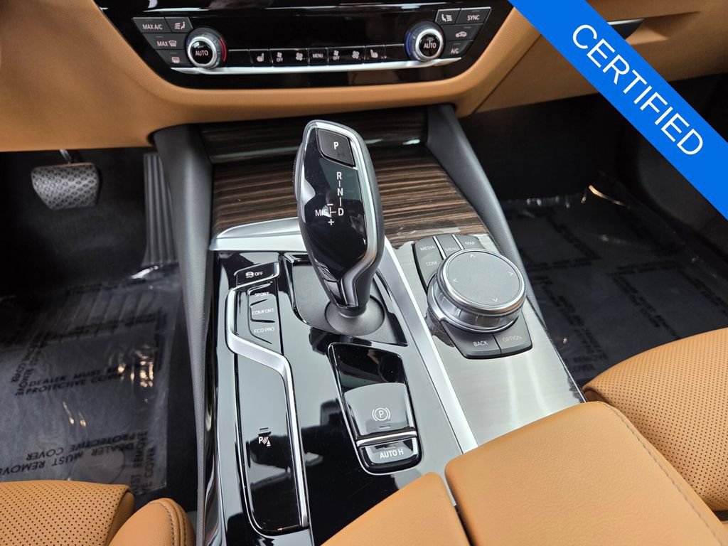 Used 2023 BMW 540i w/ Premium Package RWD image 34