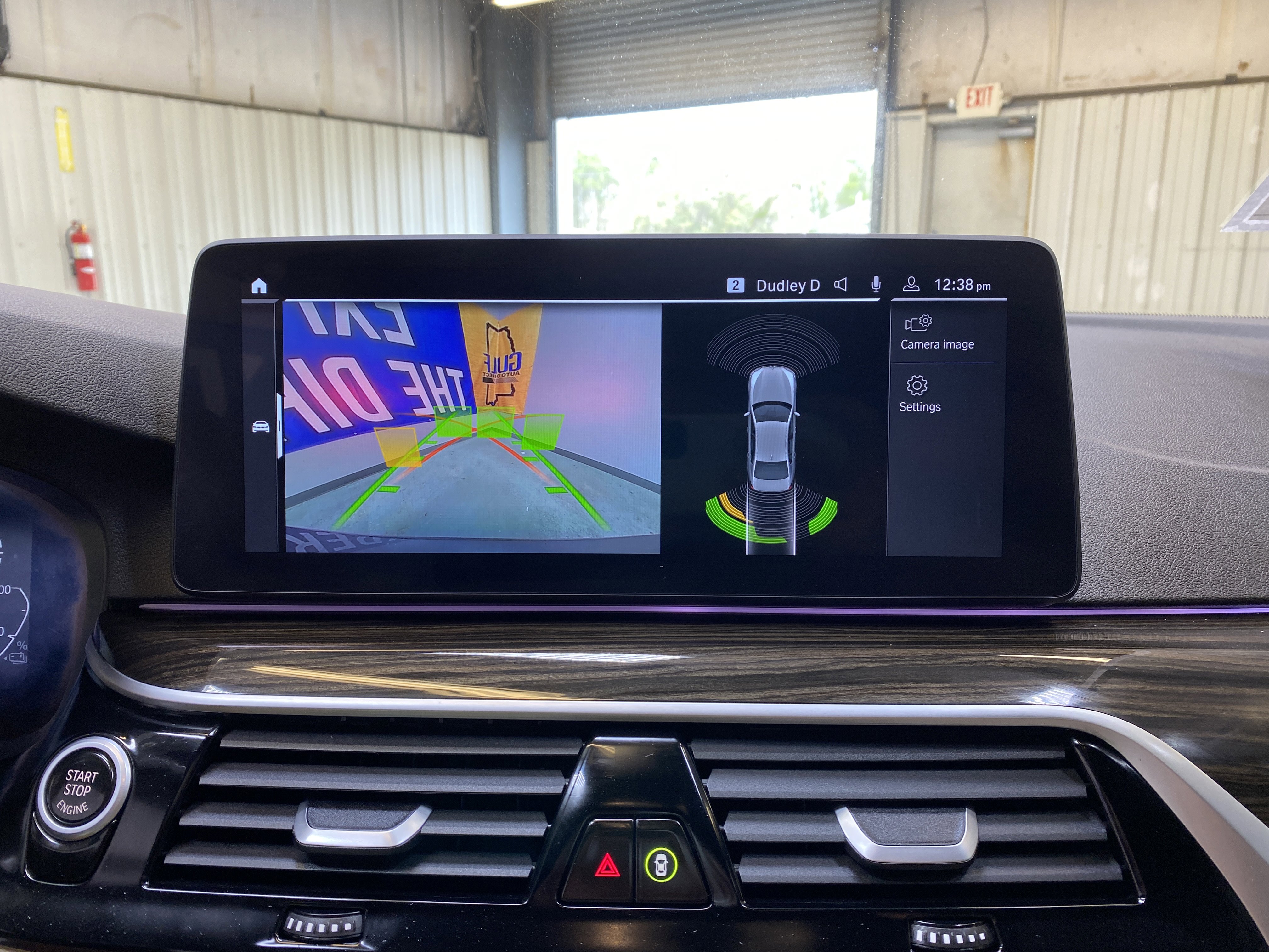 Used 2023 BMW 530e w/ Premium Package image 45