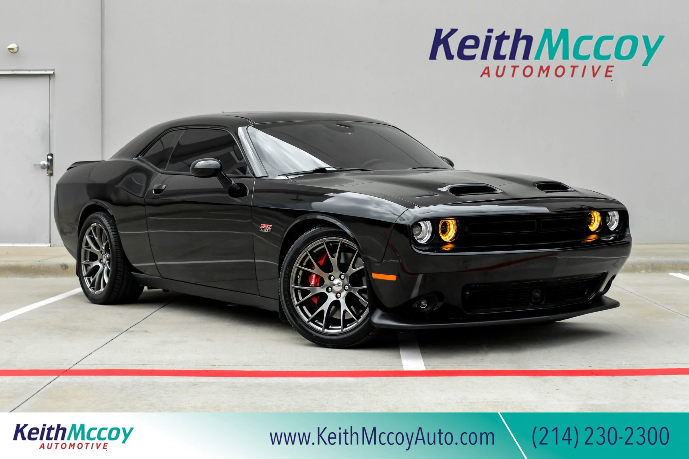Used 2015 Dodge Challenger SRT w/ Technology Group RWD image 1