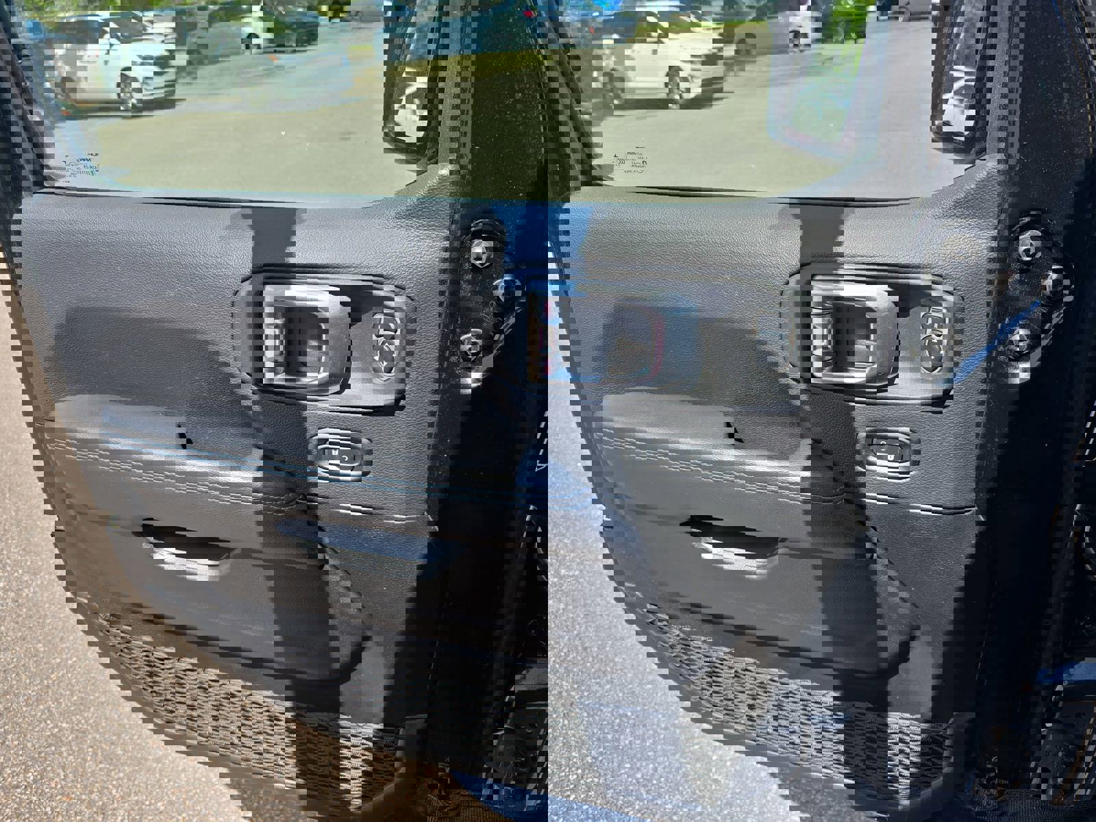 Used 2022 Jeep Wrangler Unlimited Rubicon 4xe w/ Steel Bumper Group image 28