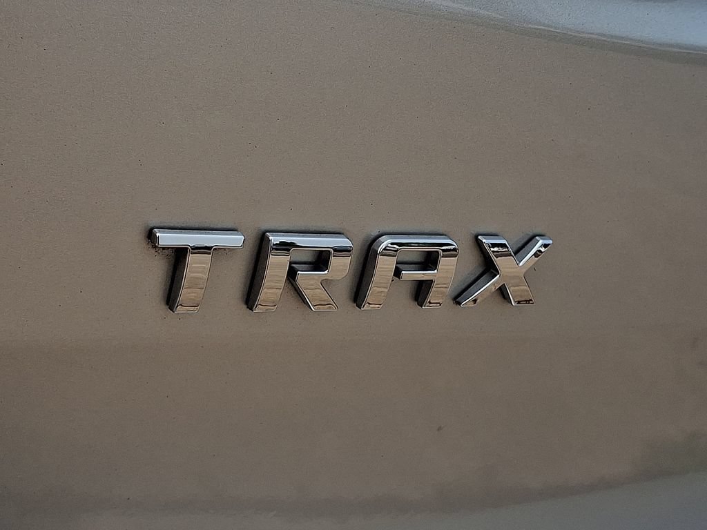 Used 2018 Chevrolet Trax LS FWD image 29