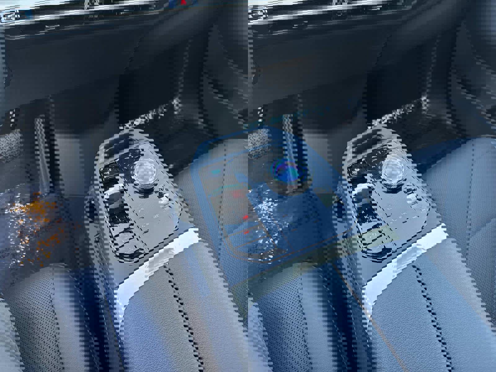 Certified 2025 BMW iX xDrive50 w/ Premium Package image 26