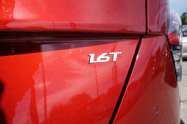 Used 2024 Hyundai Kona Limited image 7