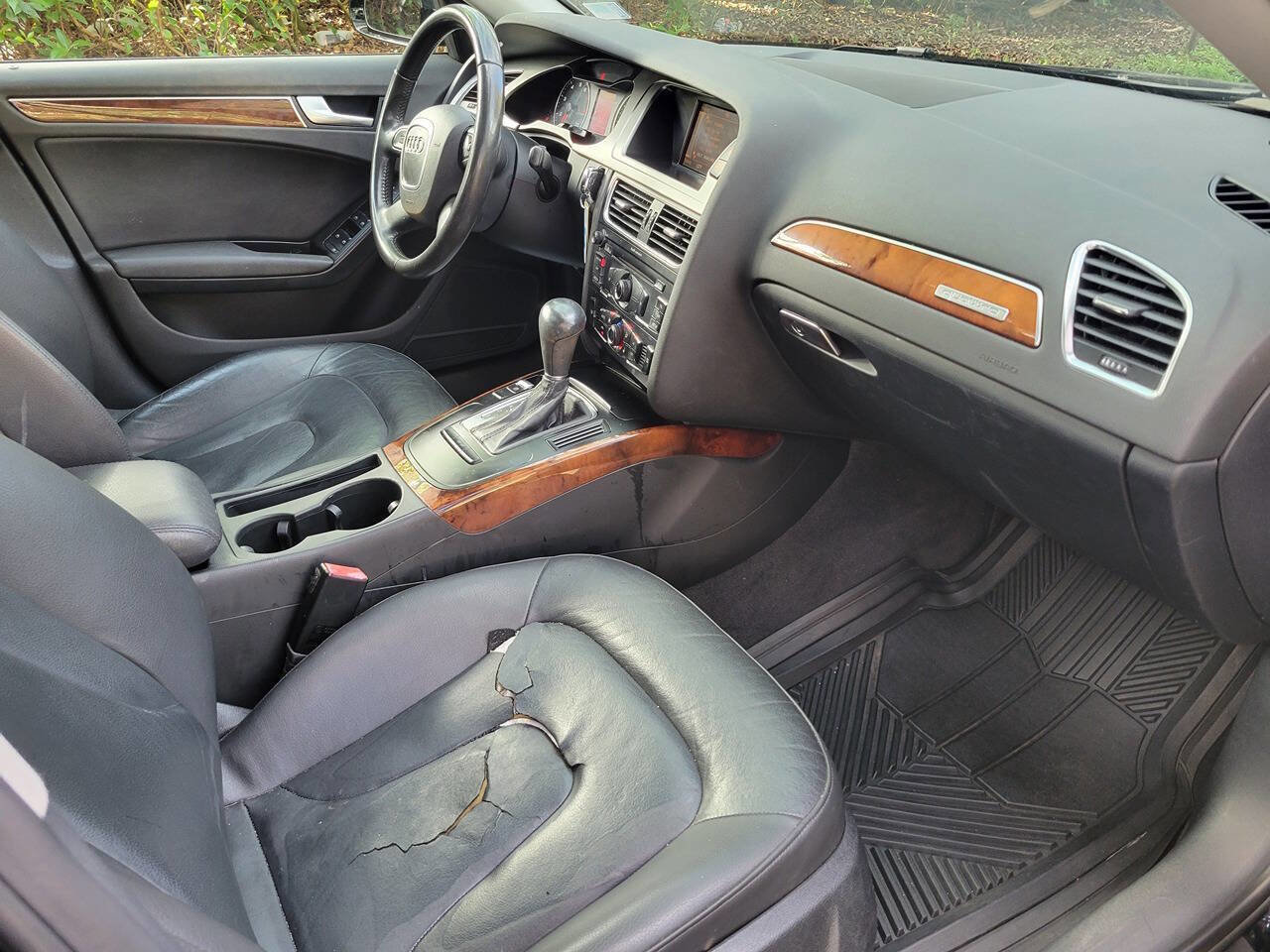 Used 2009 Audi A4 2.0T Premium image 10