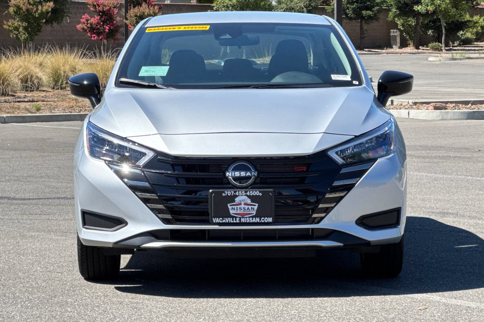 Used 2025 Nissan Versa SR w/ Trunk Package FWD image 9
