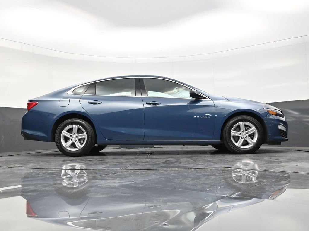 Used 2024 Chevrolet Malibu LT image 25