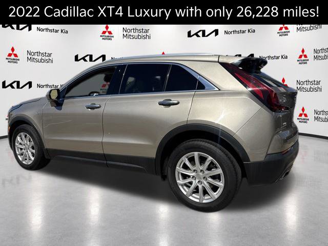 Used 2022 Cadillac XT4 Luxury w/ Cold Weather Package AWD/4WD image 4