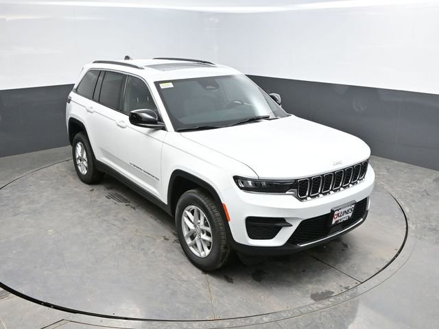 New 2026 Jeep Grand Cherokee Laredo X AWD/4WD image 30