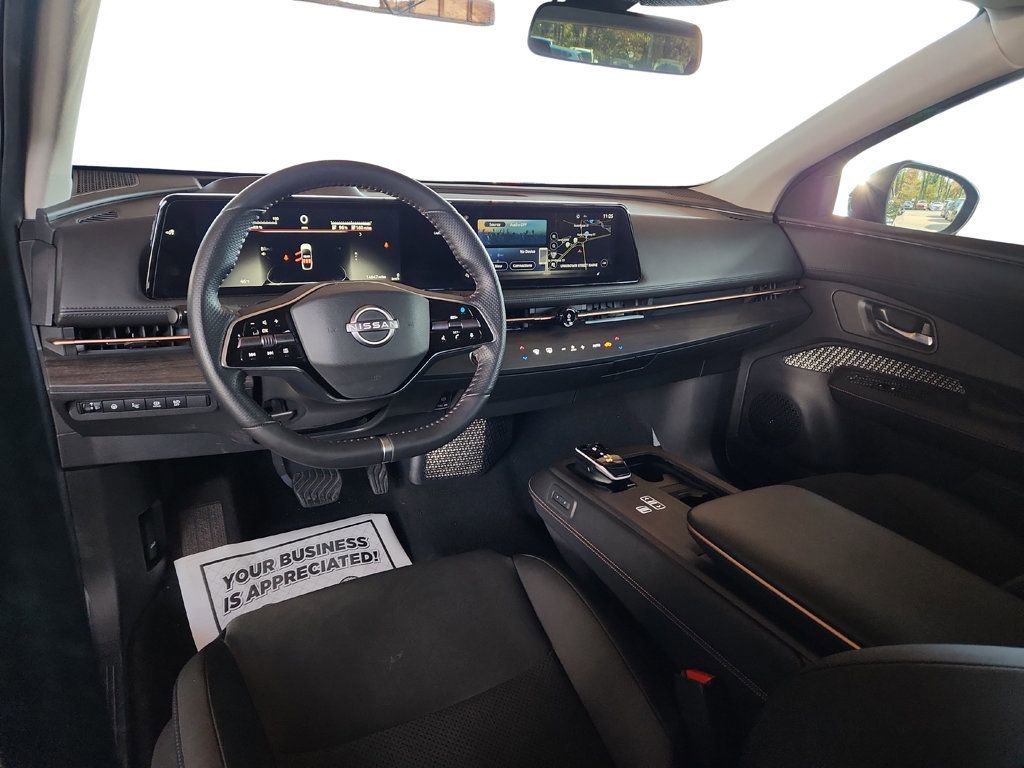 Used 2023 Nissan Ariya FWD image 13