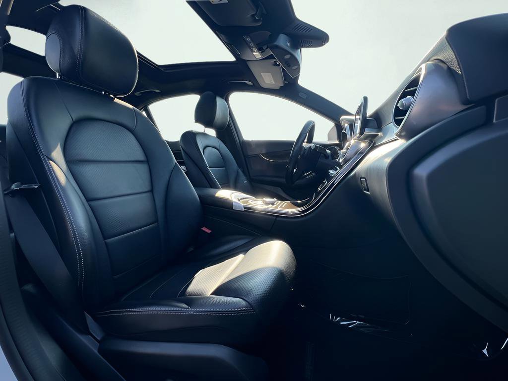 Used 2018 Mercedes-Benz C 300 Sedan image 31