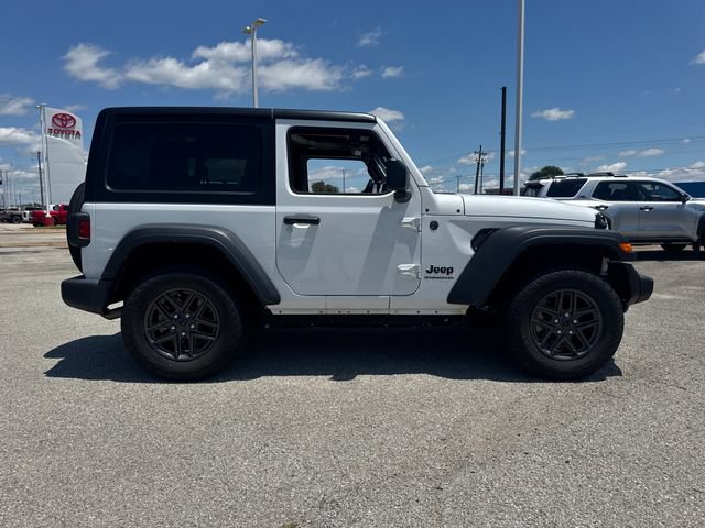 Used 2024 Jeep Wrangler Sport AWD/4WD image 7