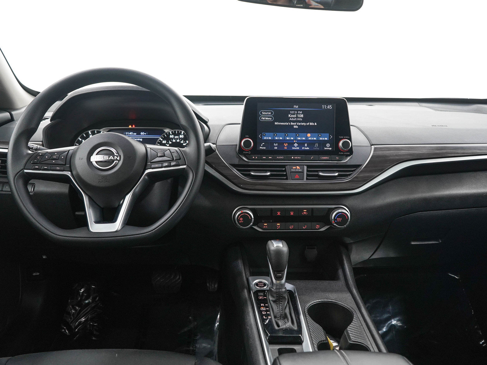 Used 2025 Nissan Altima 2.5 SV AWD/4WD image 14