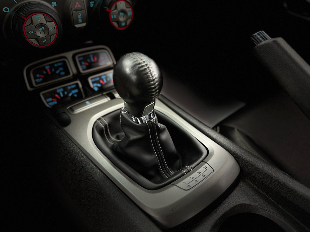 Used 2010 Chevrolet Camaro SS w/ RS Package RWD image 23