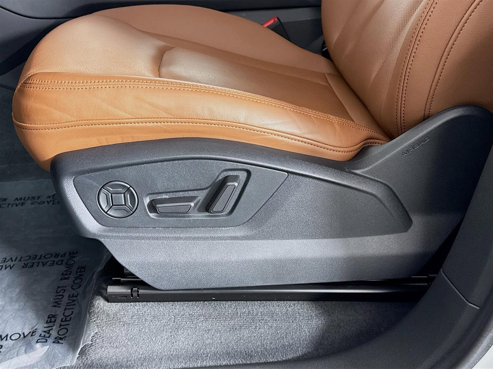 Used 2022 Audi Q8 Premium Plus AWD/4WD image 23