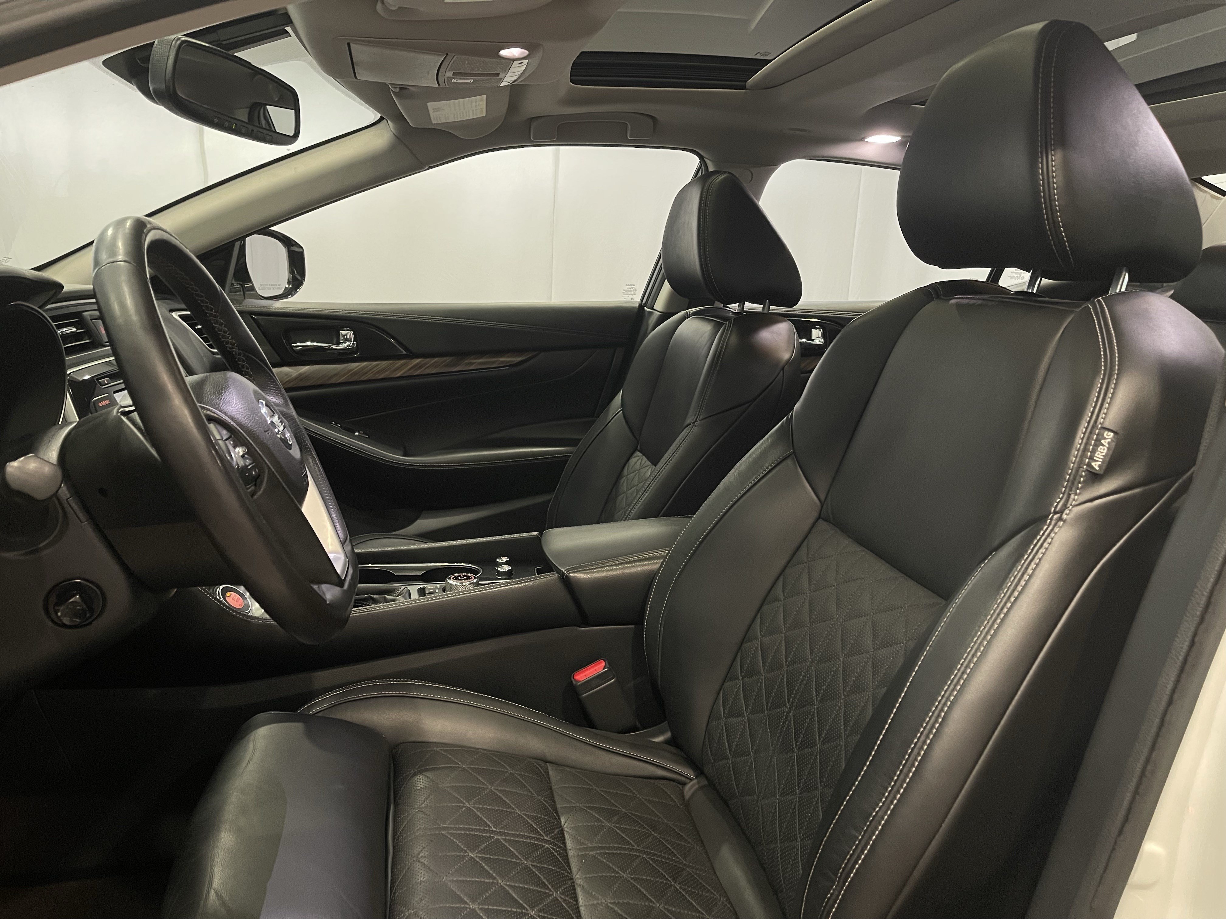 Used 2017 Nissan Maxima Platinum FWD image 14
