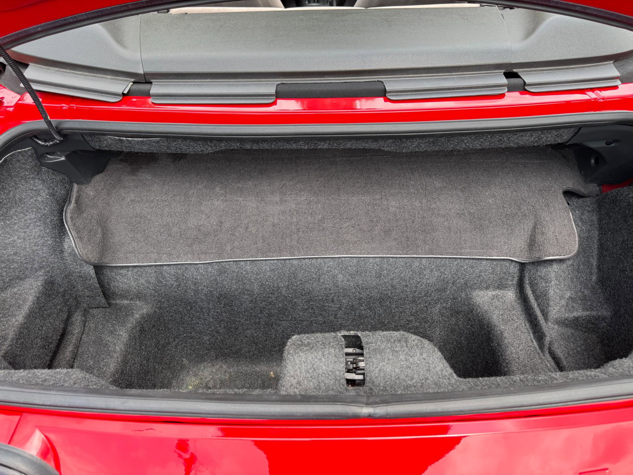 Used 2000 Chevrolet Camaro LT RWD image 4