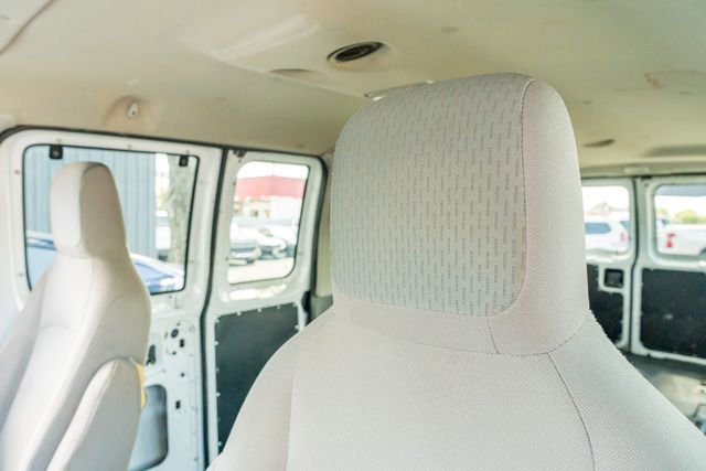 Used 2014 Ford E-350 and Econoline 350 XLT RWD image 20