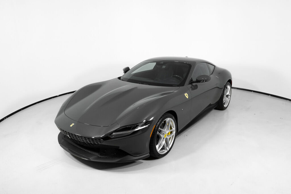 Used 2024 Ferrari Roma image 2