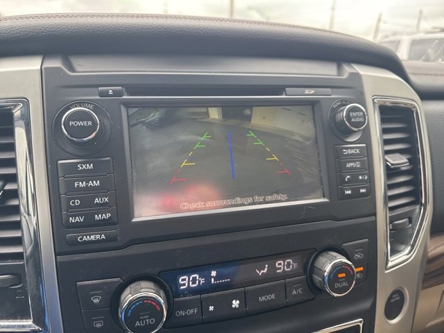 Used 2018 Nissan Titan SL w/ Chrome Package image 23