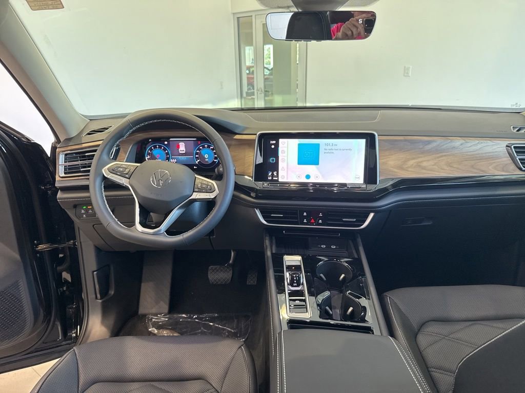 New 2026 Volkswagen Atlas SE image 12