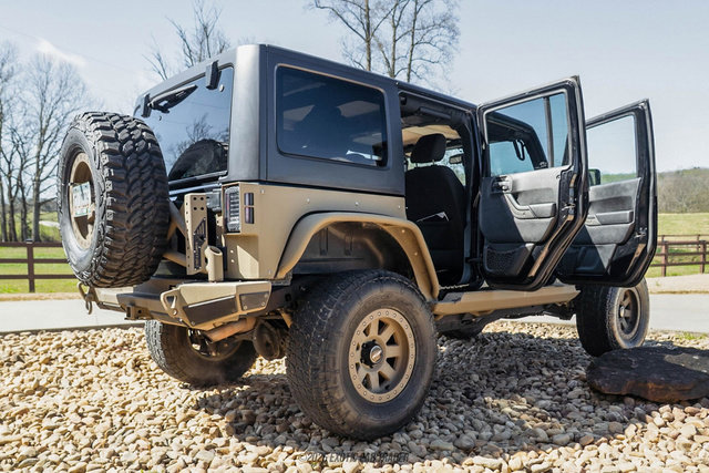 Used 2017 Jeep Wrangler Unlimited Sport w/ Quick Order Package 24S image 24