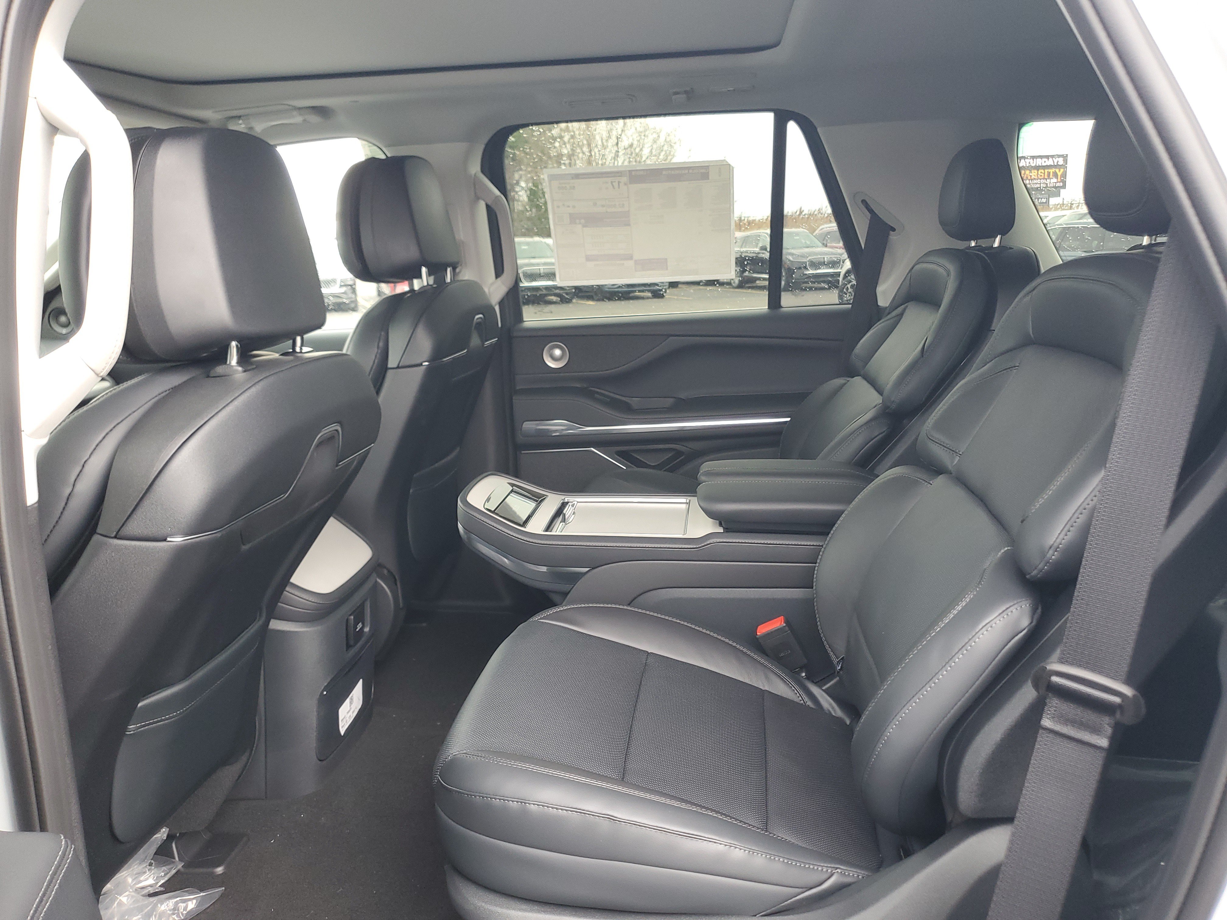 New 2026 Lincoln Navigator Reserve AWD/4WD image 26