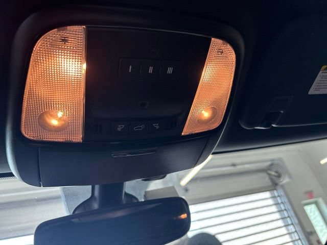 Used 2025 Dodge Durango GT AWD/4WD image 41