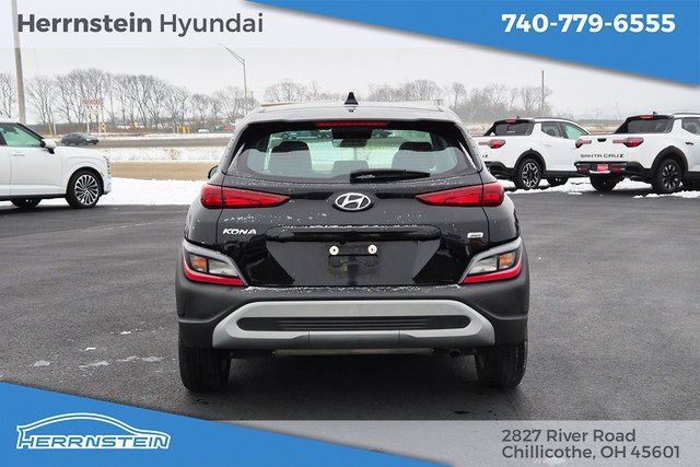 Used 2023 Hyundai Kona SE w/ Cargo Package image 30