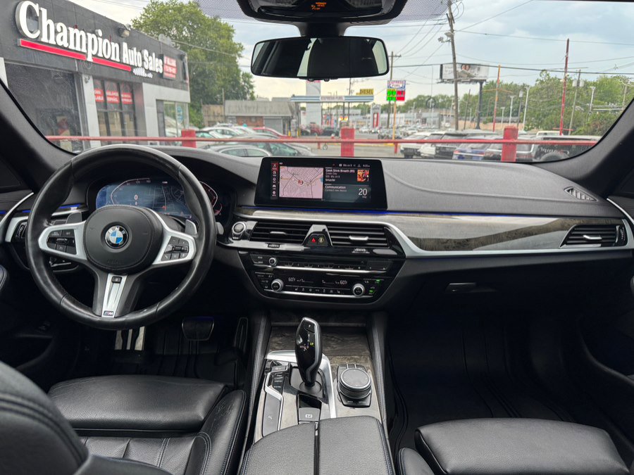 Used 2020 BMW 530i xDrive w/ M Sport Package AWD/4WD image 43