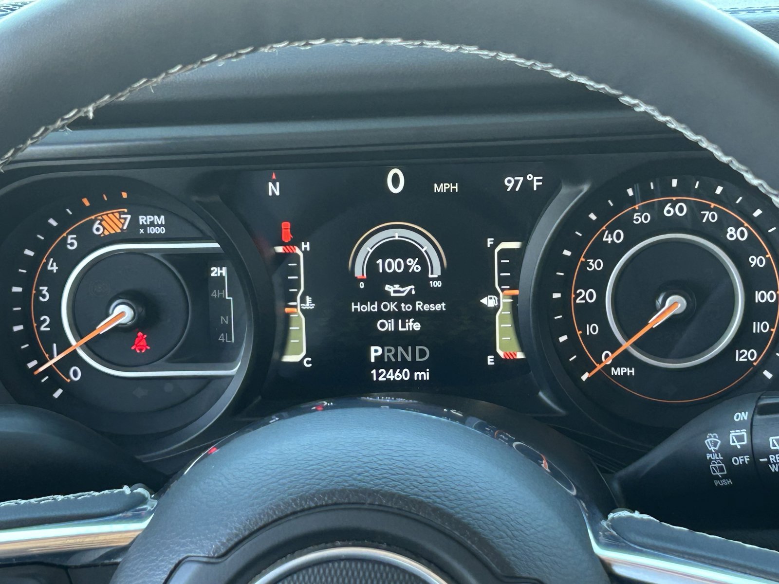 Used 2025 Jeep Wrangler Unlimited Sahara AWD/4WD image 26