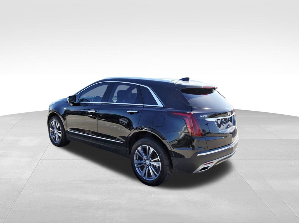 Certified 2025 Cadillac XT5 Premium Luxury image 3