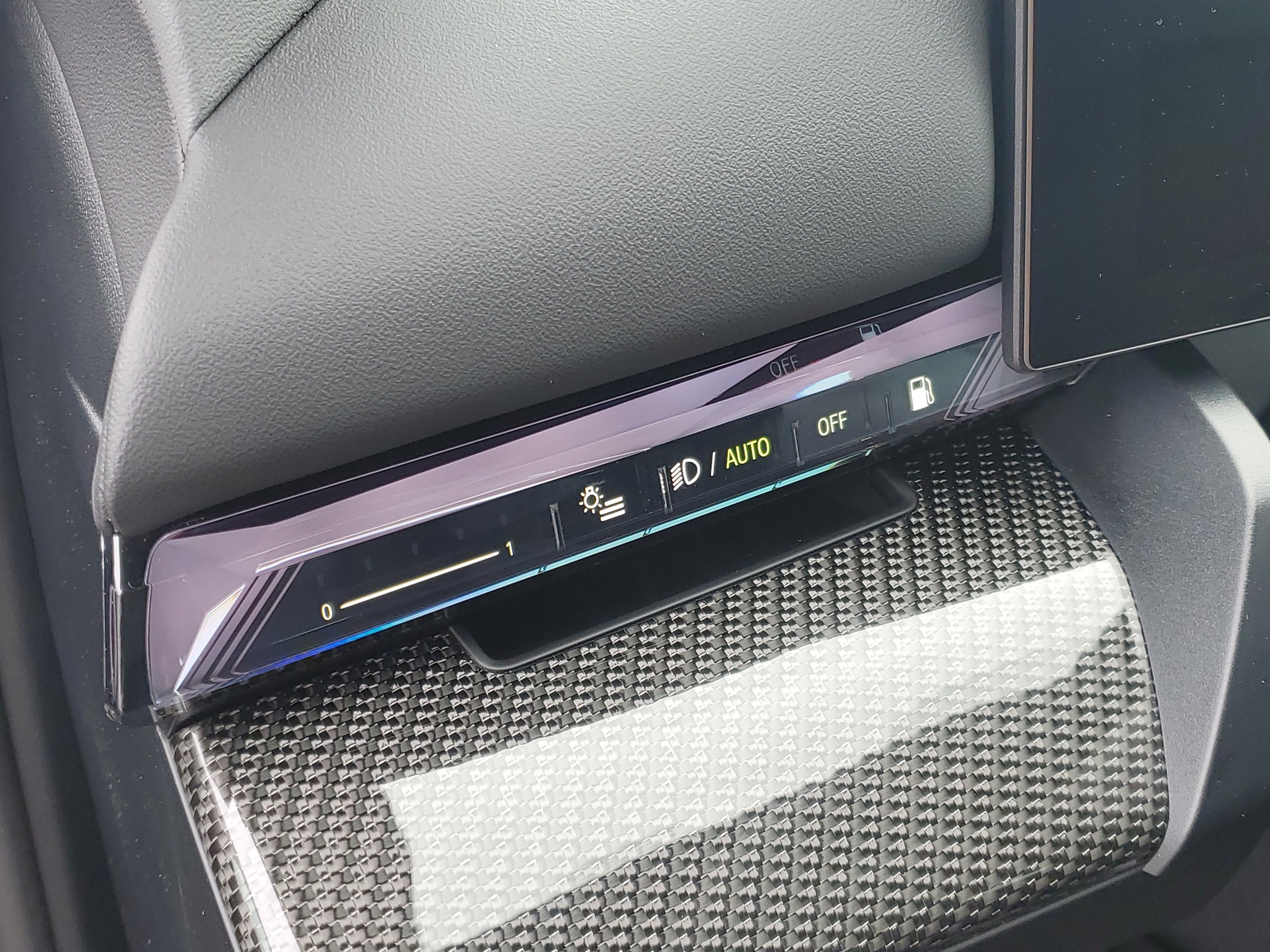 New 2026 BMW 550e xDrive w/ Executive Package image 10